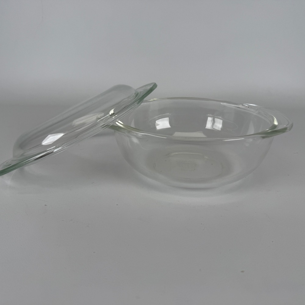 Vintage Pyrex 022 1 QT Clear Glass Round Casserole Dish with Lid Made in USA